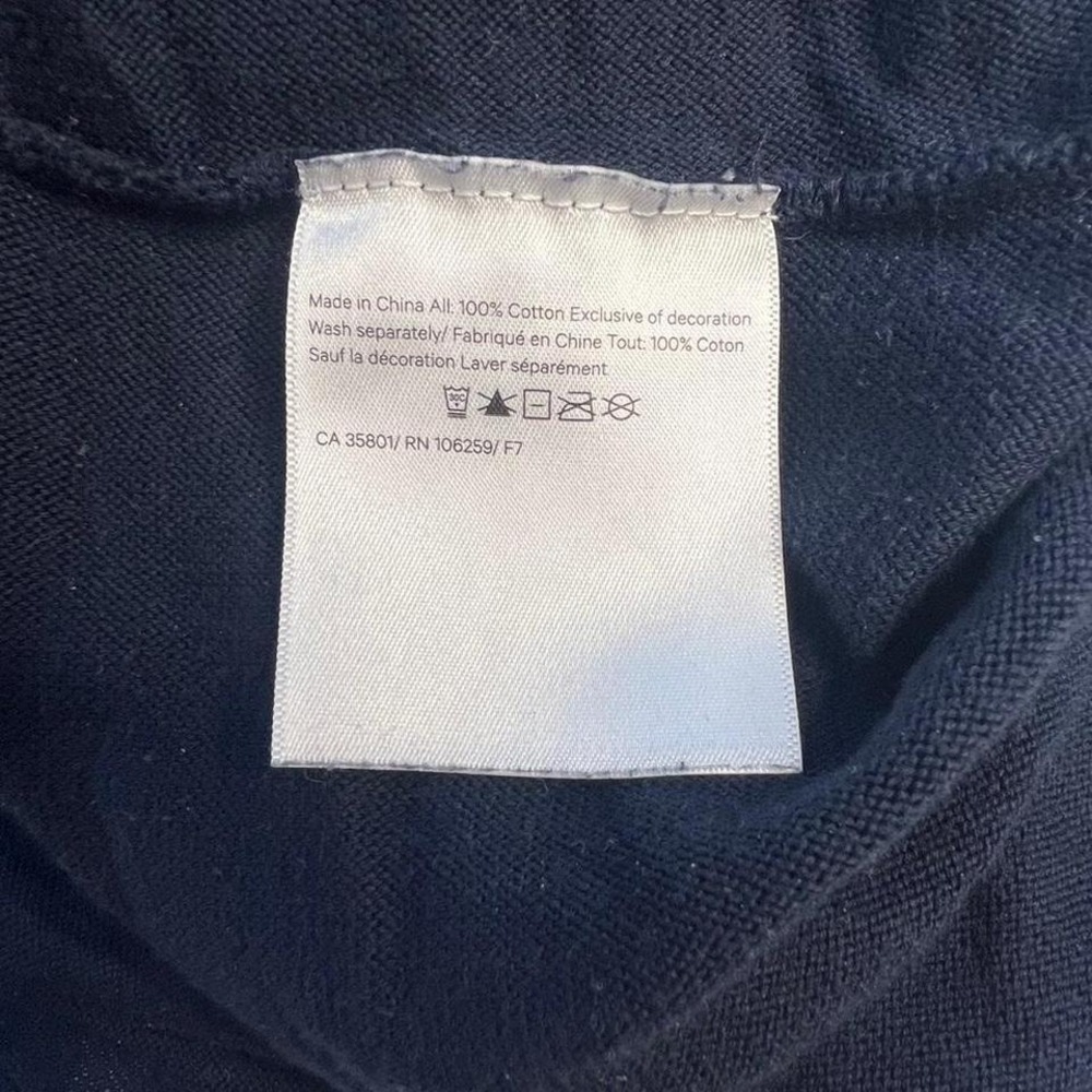 Lululemon Navy Blue Long-Sleeve Top with Ribbed Sleeves and‎ Thumb Holes - Picture 6 of 8